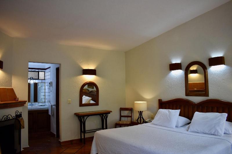 Casa Bugambilia image