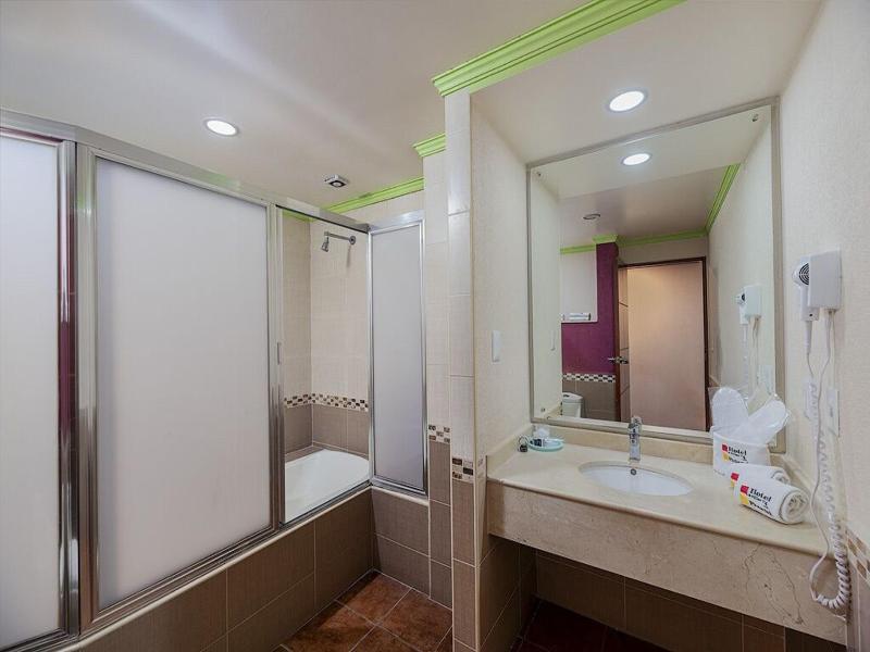 Hotel & Villas Panamá image