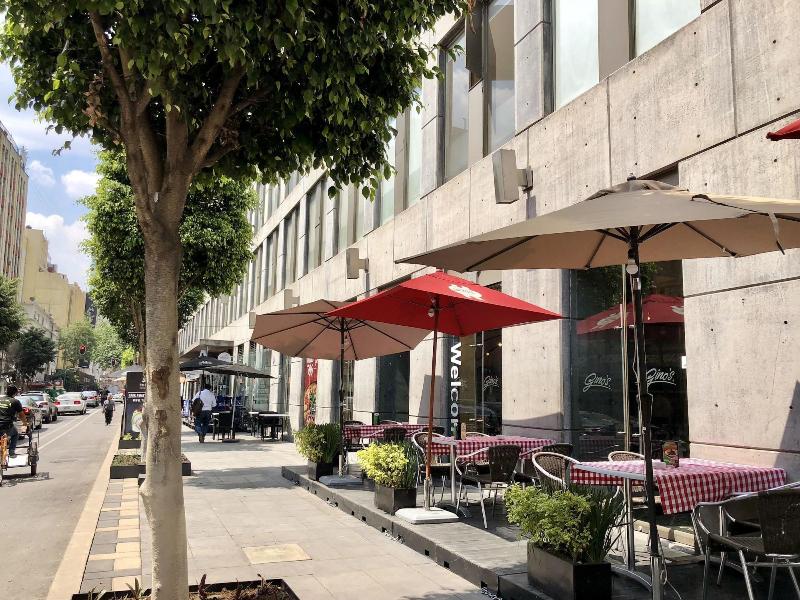 Boutique Apartment Downtown 7B image