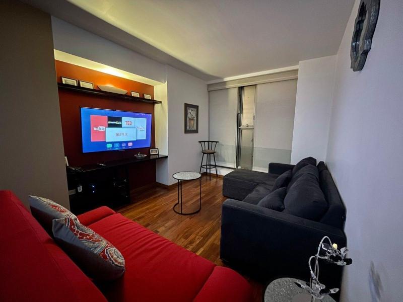 Boutique Apartment Downtown 7B image