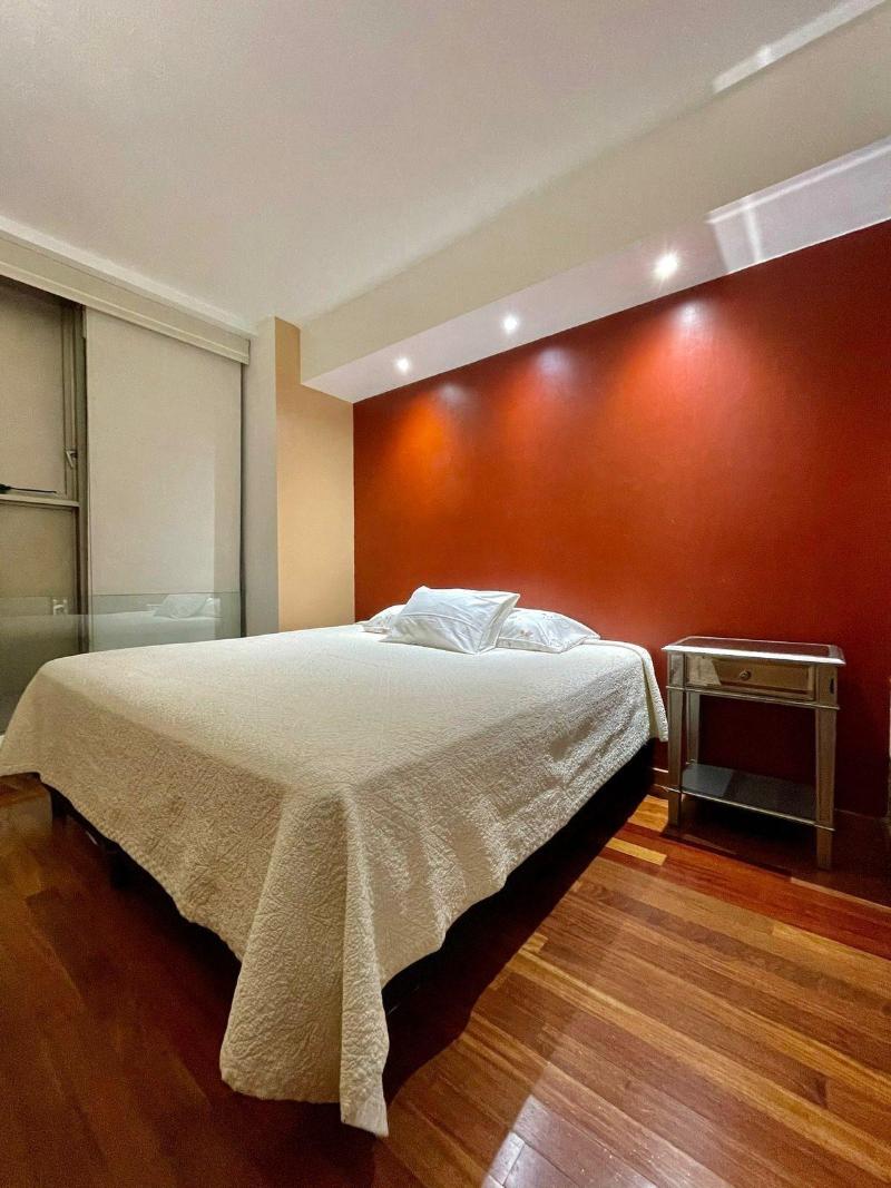 Boutique Apartment Downtown 7B image