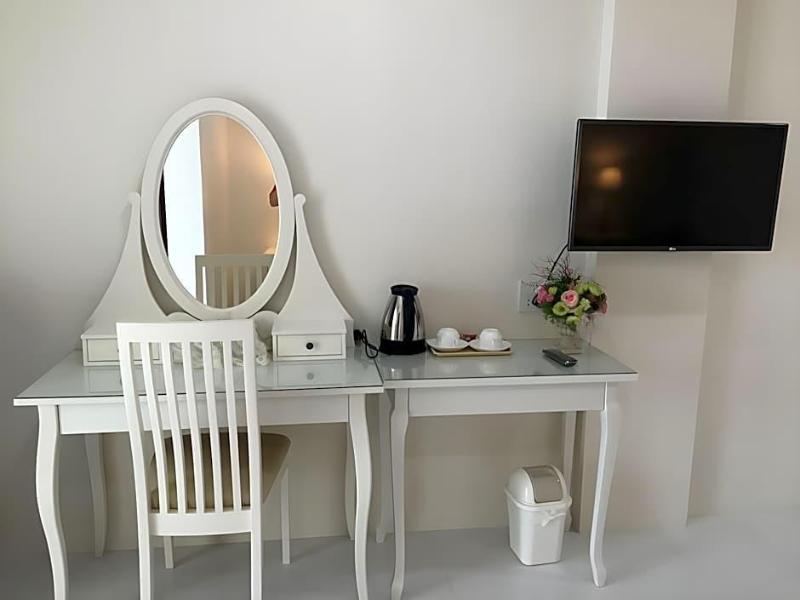 Js Residence image
