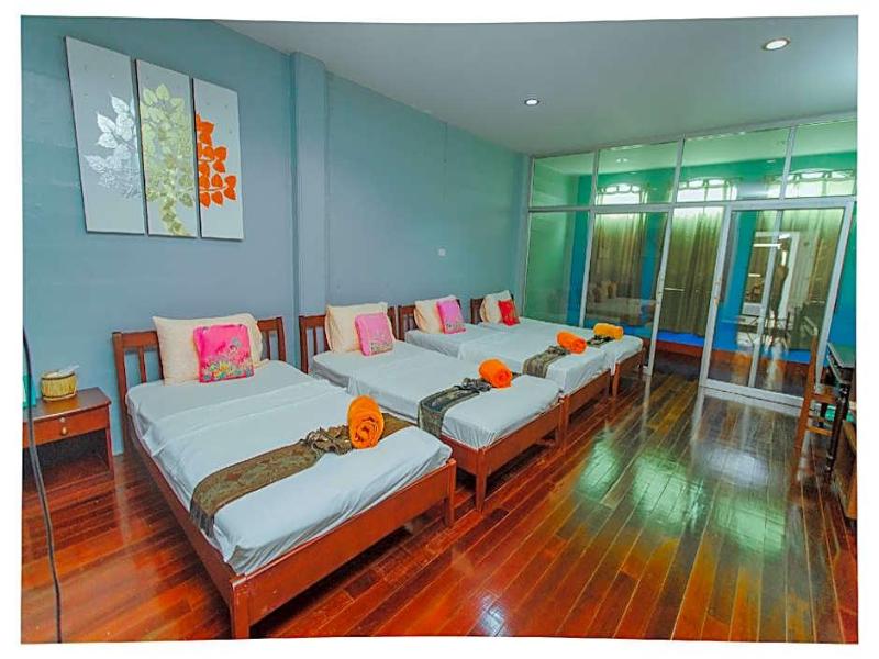 Thaweesuk Hotel image