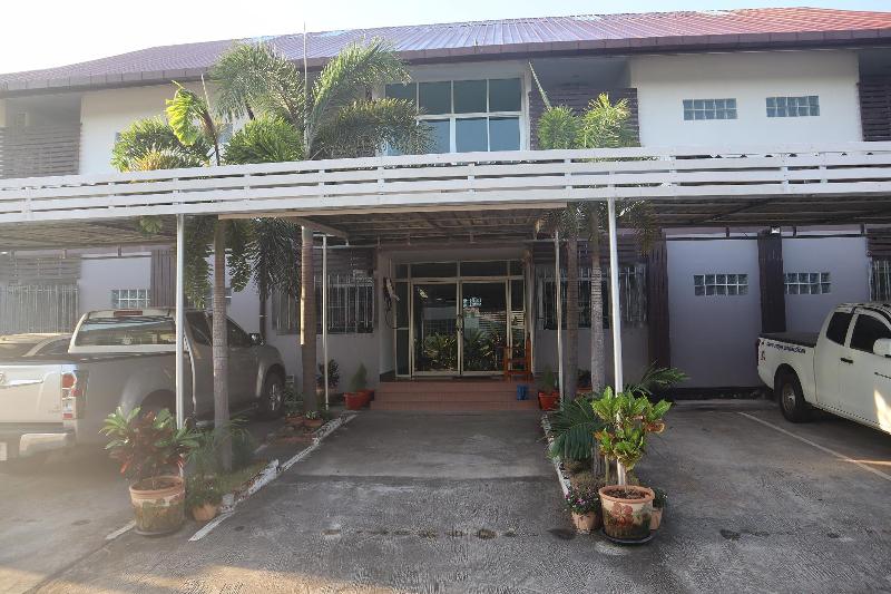 Ban Ton Resort by ZUZU - Image 10