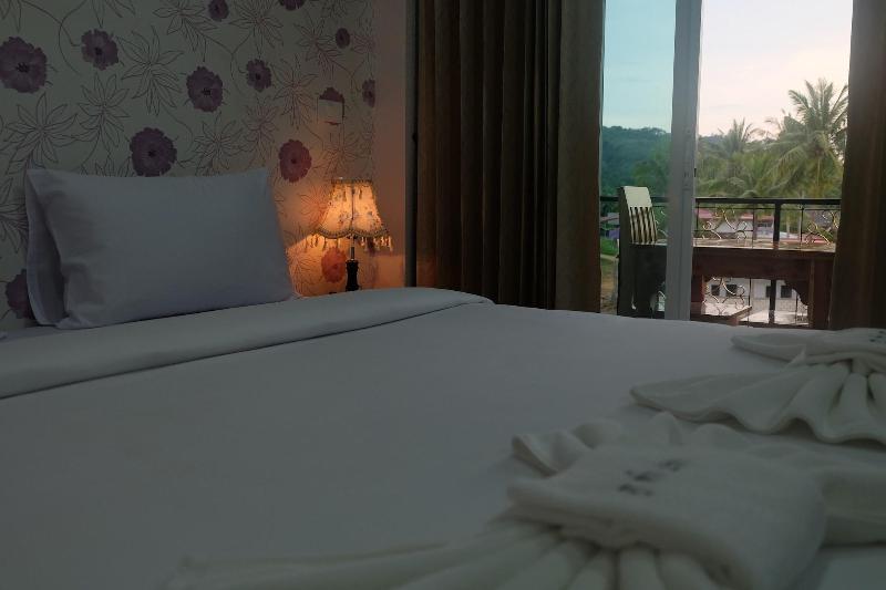 Phutubkaek View House image