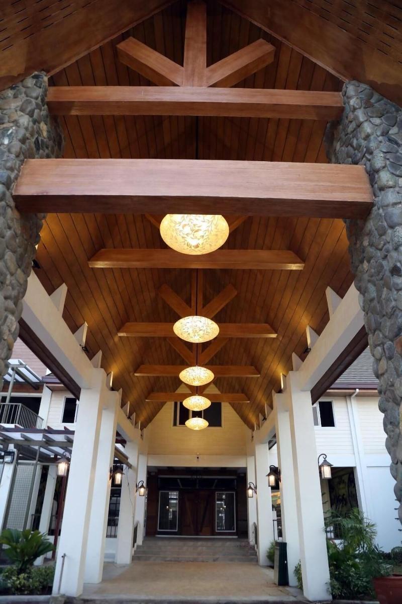 Sola Hotel — general view