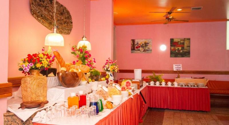 The Hideaway Hotel image
