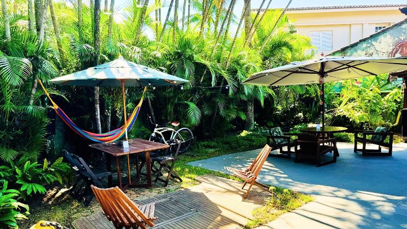 Tombo Beach Hostel