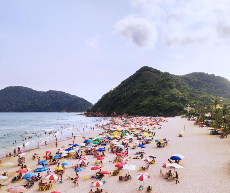 Tombo Beach Hostel