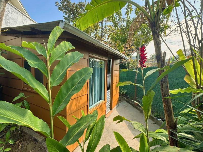 Tombo Beach Hostel
