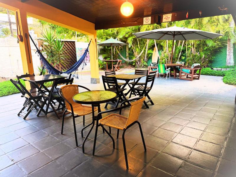 Tombo Beach Hostel