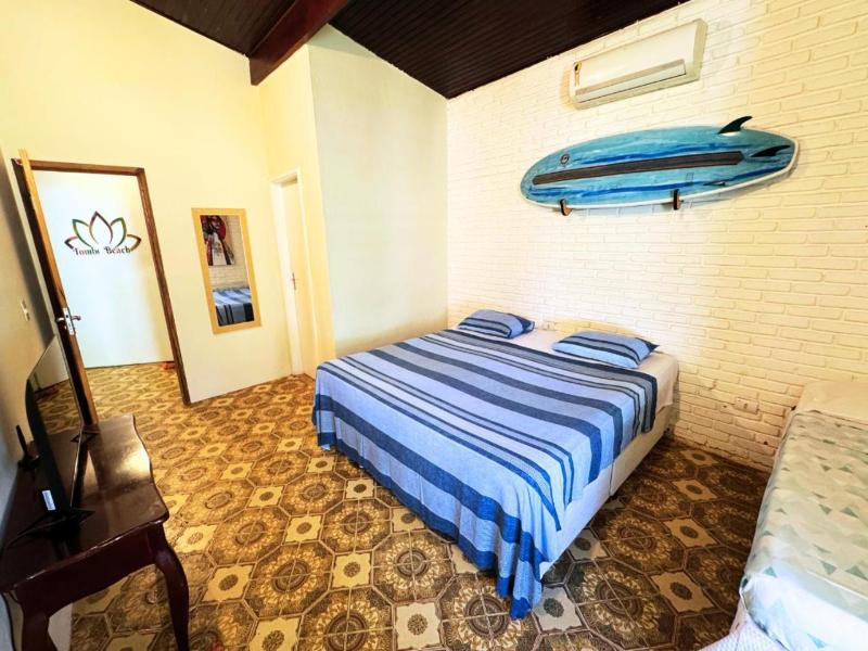 Tombo Beach Hostel