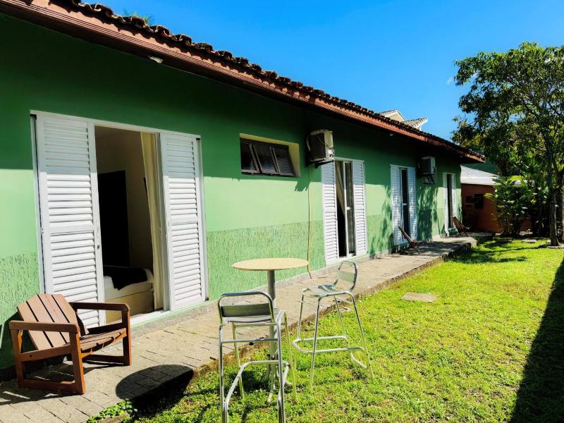 Tombo Beach Hostel — photo 140