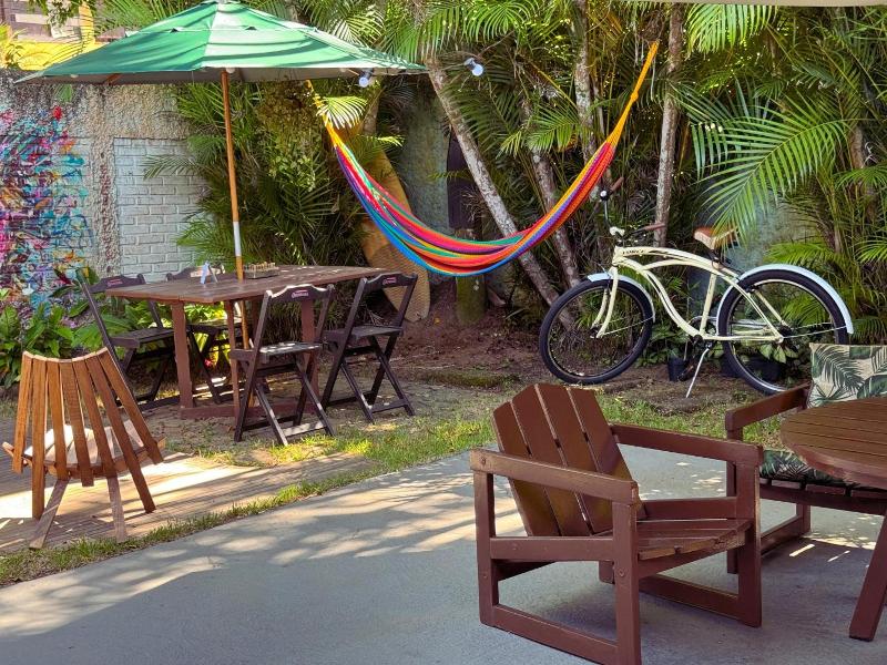Tombo Beach Hostel — photo 178