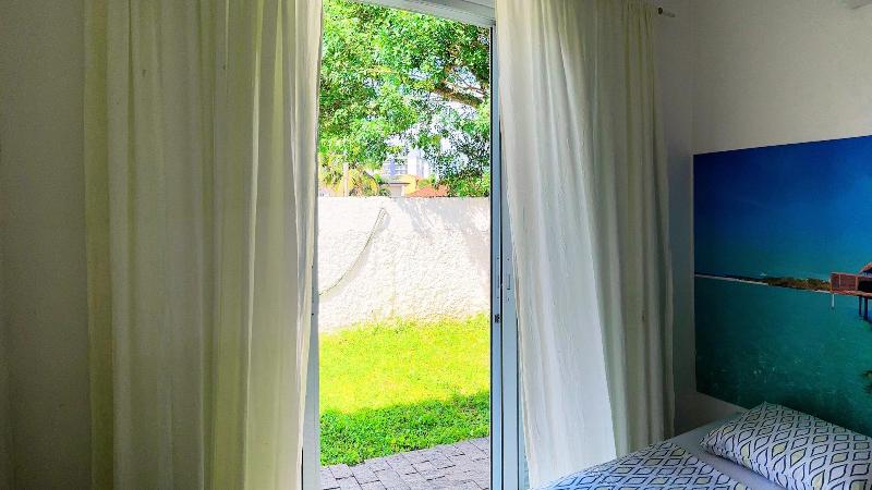 Tombo Beach Hostel — photo 82