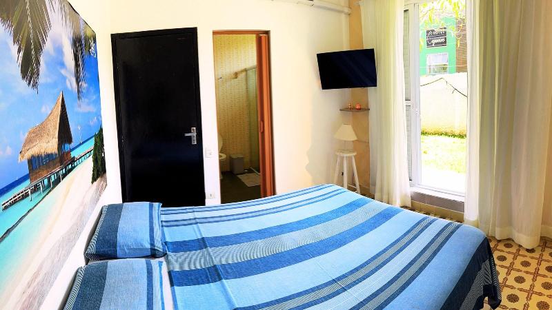 Tombo Beach Hostel — photo 16