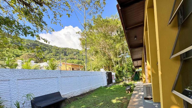 Tombo Beach Hostel — photo 7