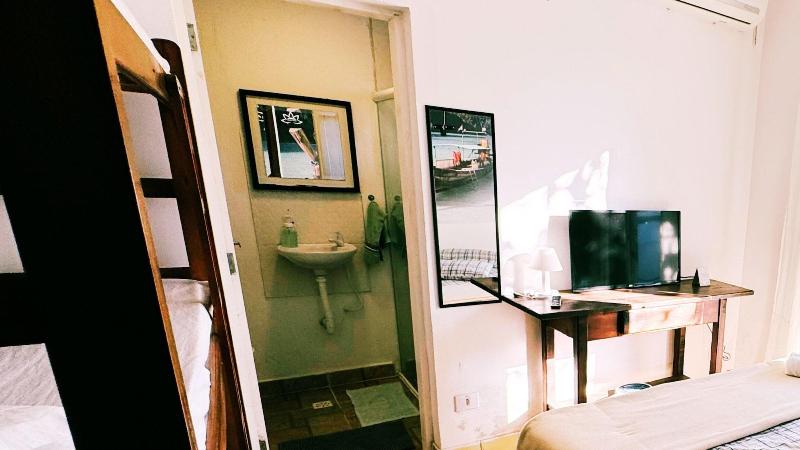 Tombo Beach Hostel — photo 5