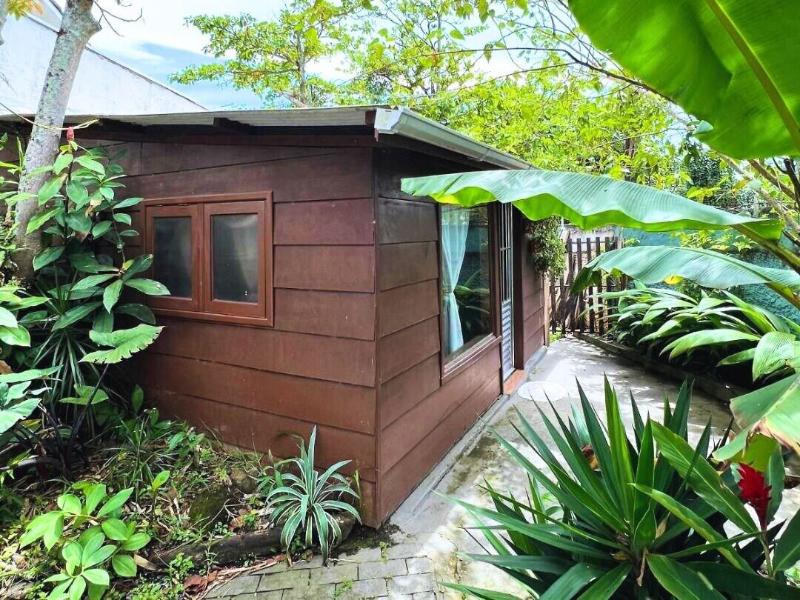 Tombo Beach Hostel — photo 19