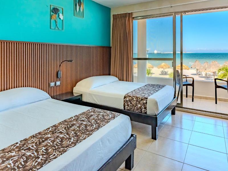 Hotel & Suites Domani image