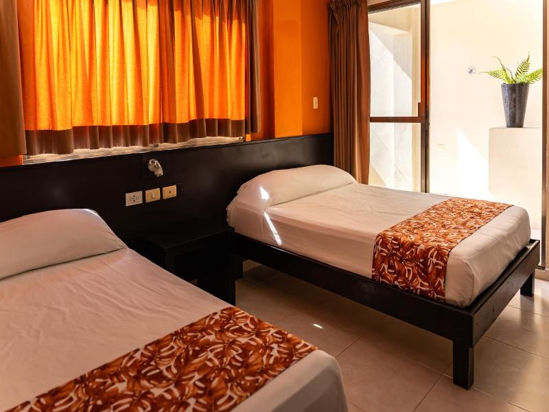 Hotel & Suites Domani image