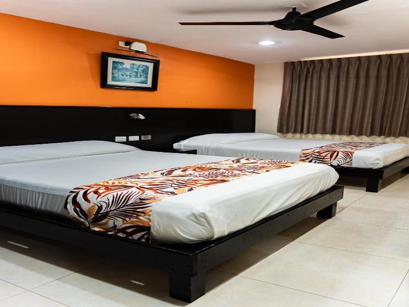 Hotel & Suites Domani image