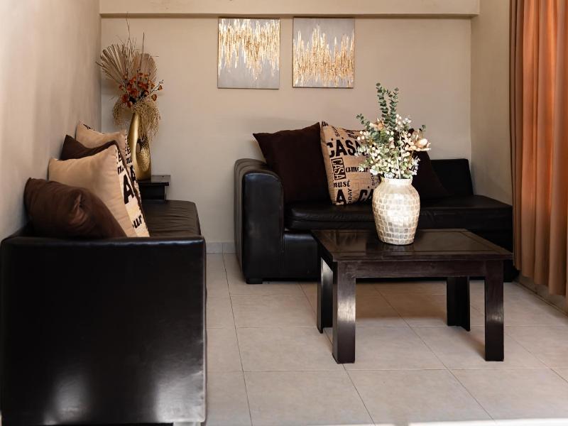 Hotel & Suites Domani image