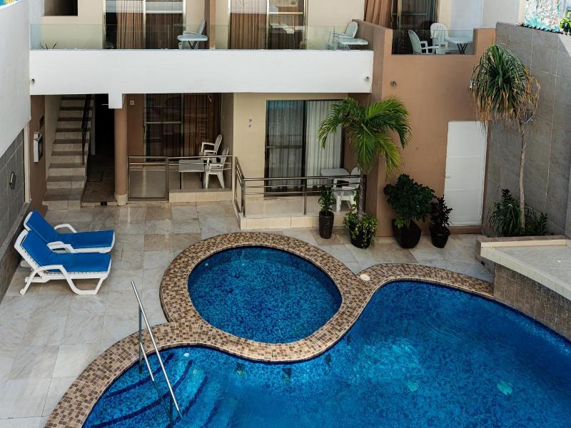 Hotel & Suites Domani image