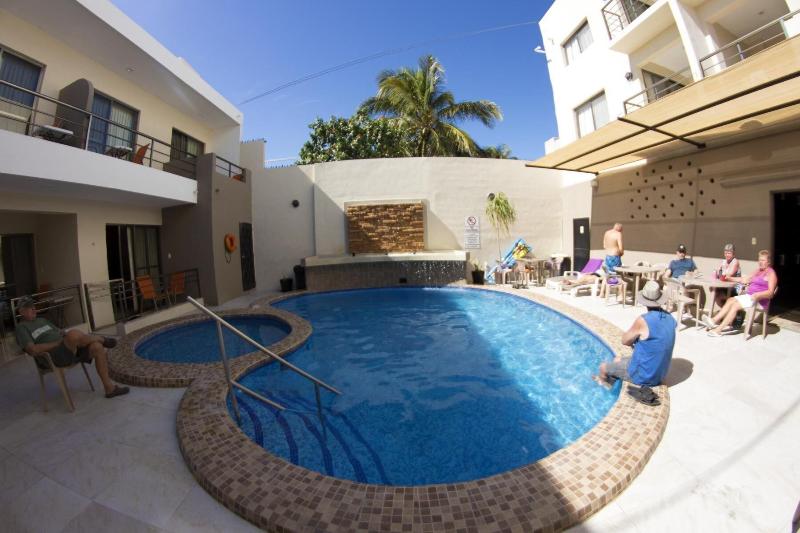 Hotel & Suites Domani image
