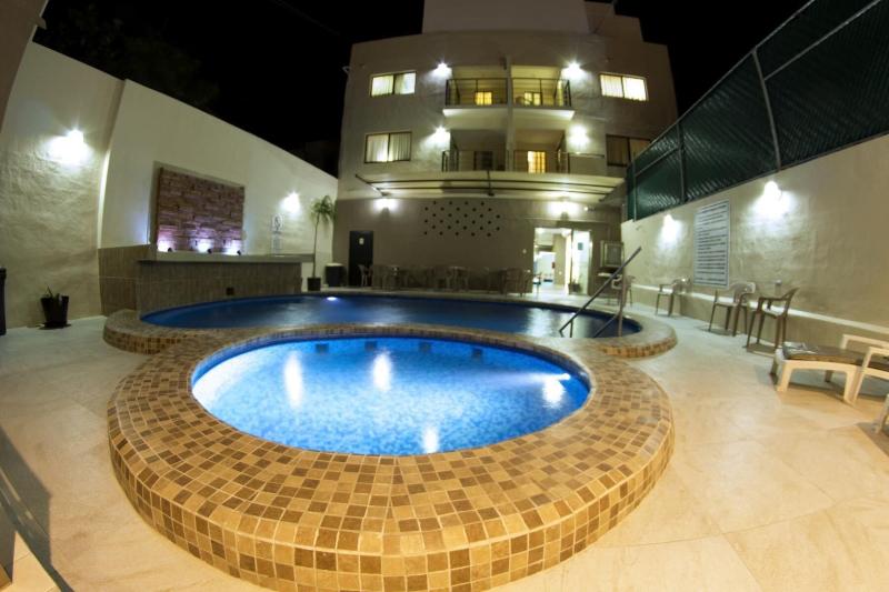 Hotel & Suites Domani image