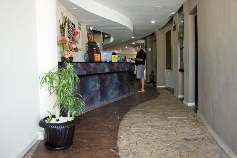 Hotel & Suites Domani image