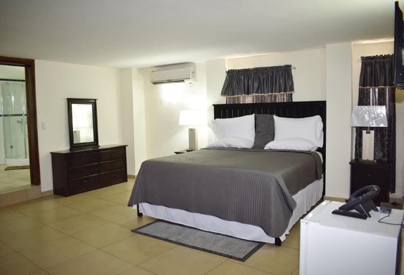 Constellation Hotel image