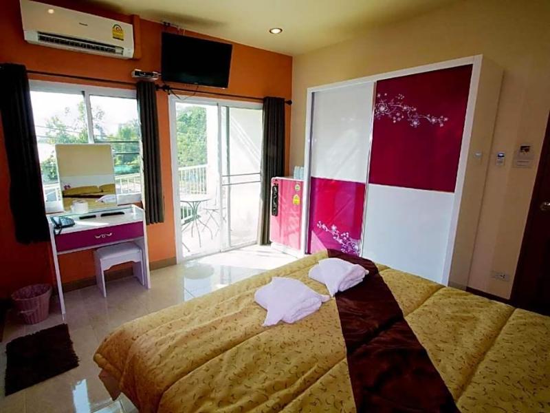 Donchai House image
