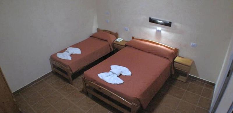 Los Cedros Hotel image