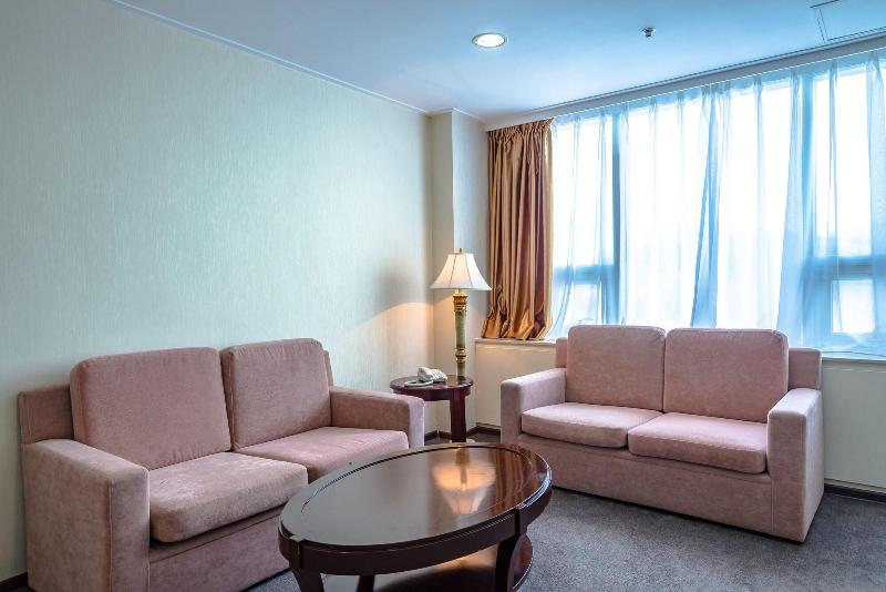 Mega Palace Hotel - фото отеля