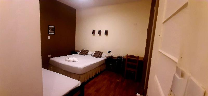 Sabatico Travelers Hostel & Guesthouse image