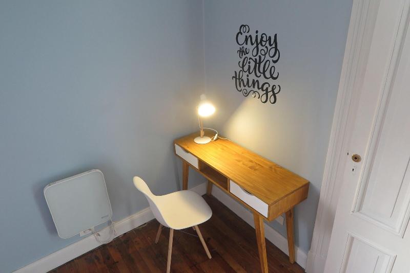Sabatico Travelers Hostel & Guesthouse image
