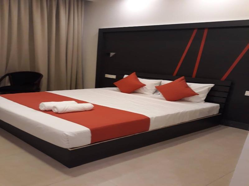 Nasau Resort & Villas image