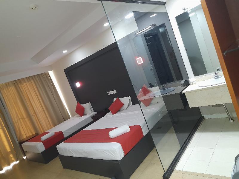 Nasau Resort & Villas image