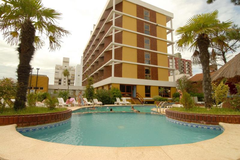 Hotel Chiavari, San Bernardo del Tuyãº