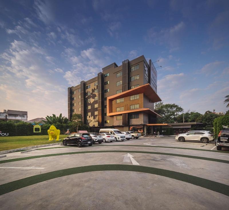 Moose Hotel image
