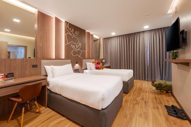 Moose Hotel image