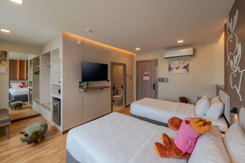 Moose Hotel image