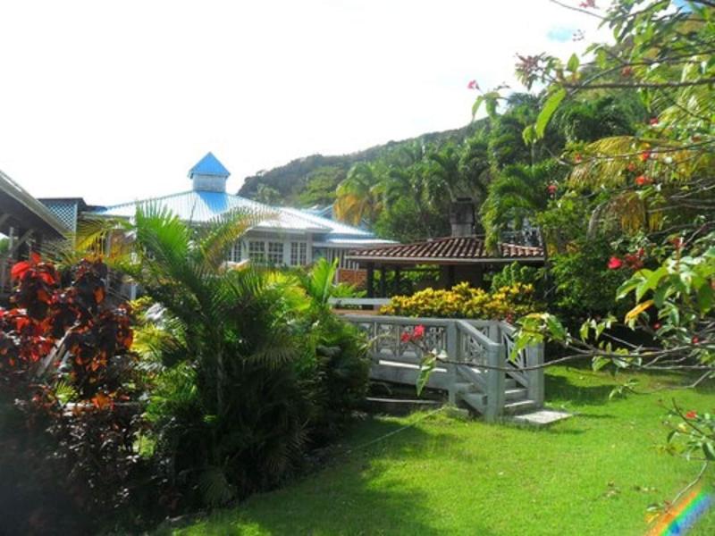 La Haut Resort image