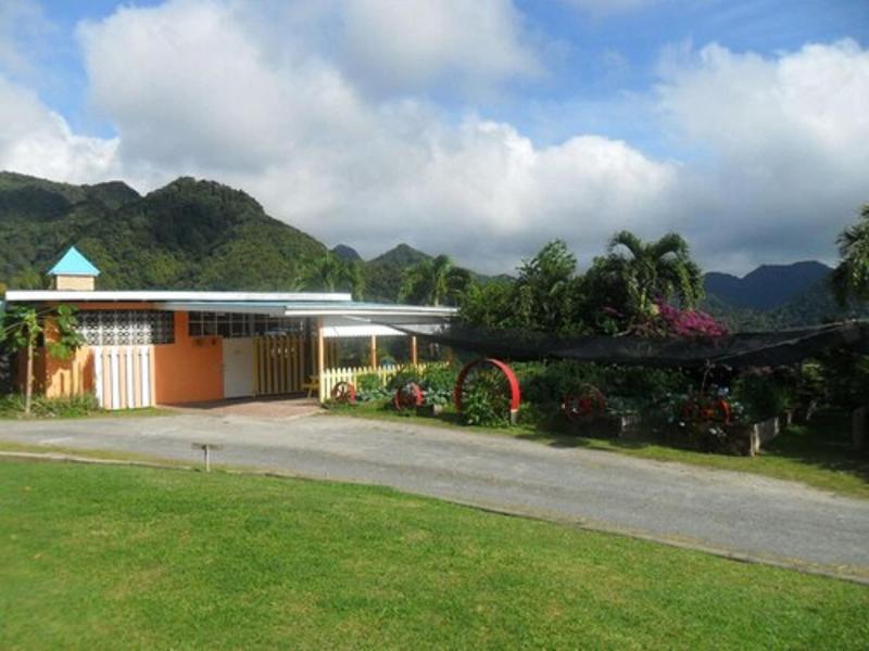 La Haut Resort image