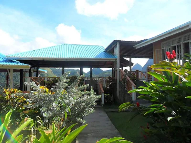 La Haut Resort image