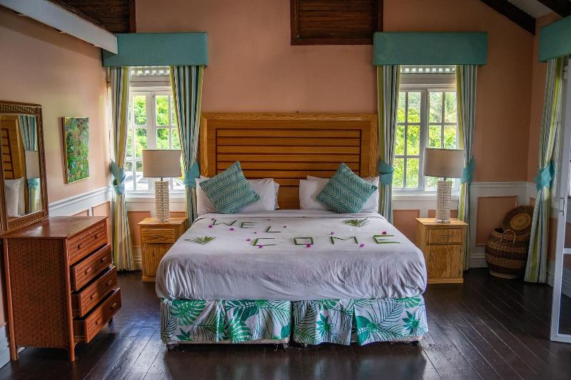 La Haut Resort image