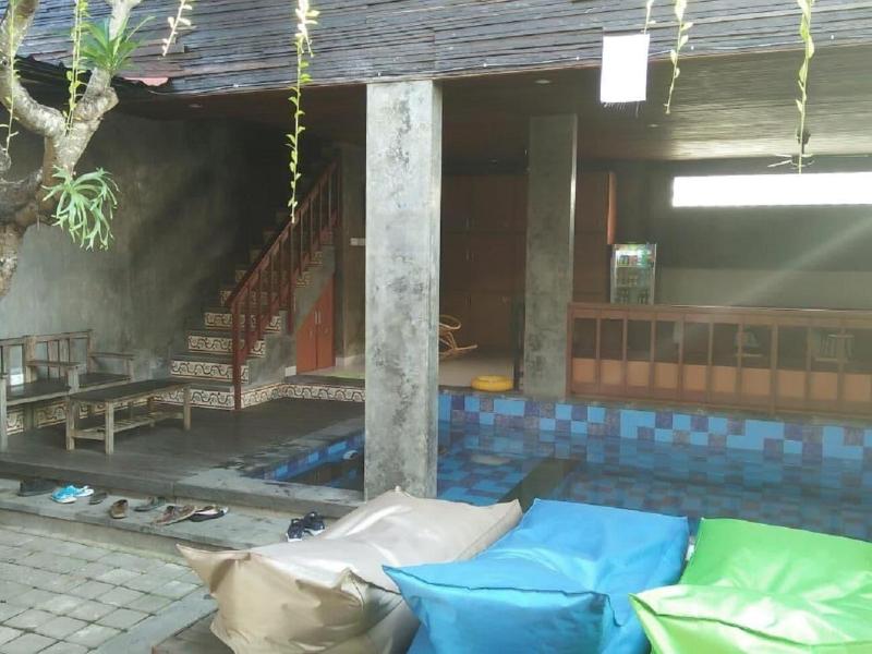 Made House image