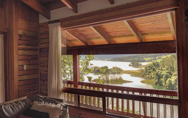Zirahuen Forest And Resort image