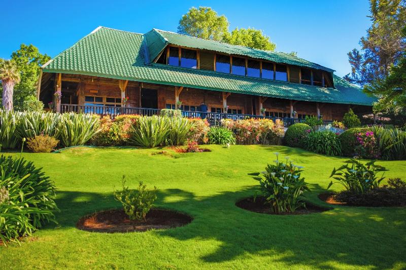 Zirahuen Forest And Resort image